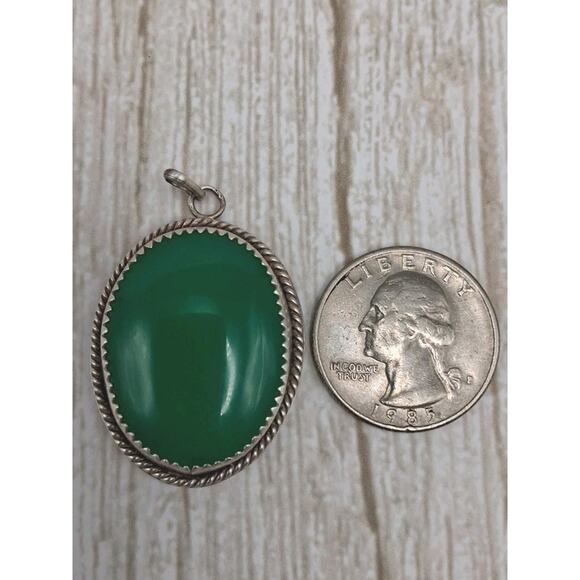 Native American Navajo Green Onyx Pendant Signed WL Vintage Sterling Silver - Picture 4 of 11